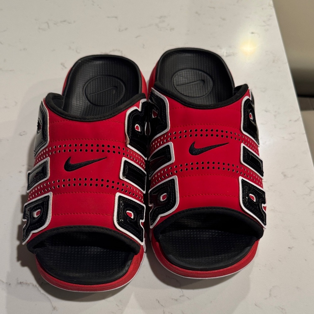 Men Nike Air Slides Black and Red Sandals size 13